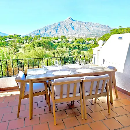 Aloha Gardens Rooftop Terrace Pools Views דירה *