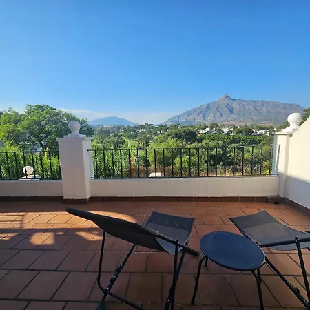 Apartman Aloha Gardens Rooftop Terrace Pools Views *