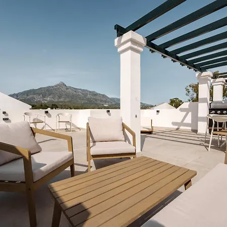 Aloha Gardens Rooftop Terrace Pools Views ماربيا