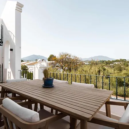 Aloha Gardens Rooftop Terrace Pools Views *